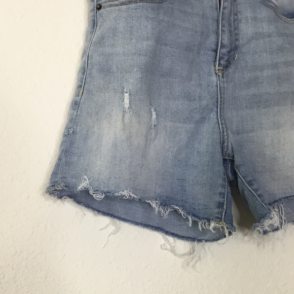 Sneak Peek High Rise Denim Shorts - Picture 6 of 6